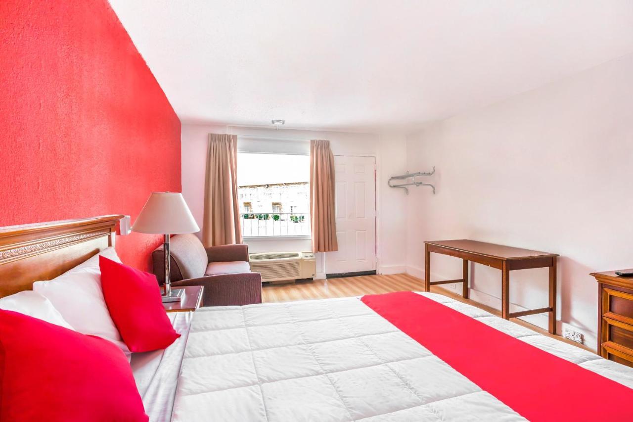 Oyo Hotel Columbia Sc West West Columbia Ngoại thất bức ảnh