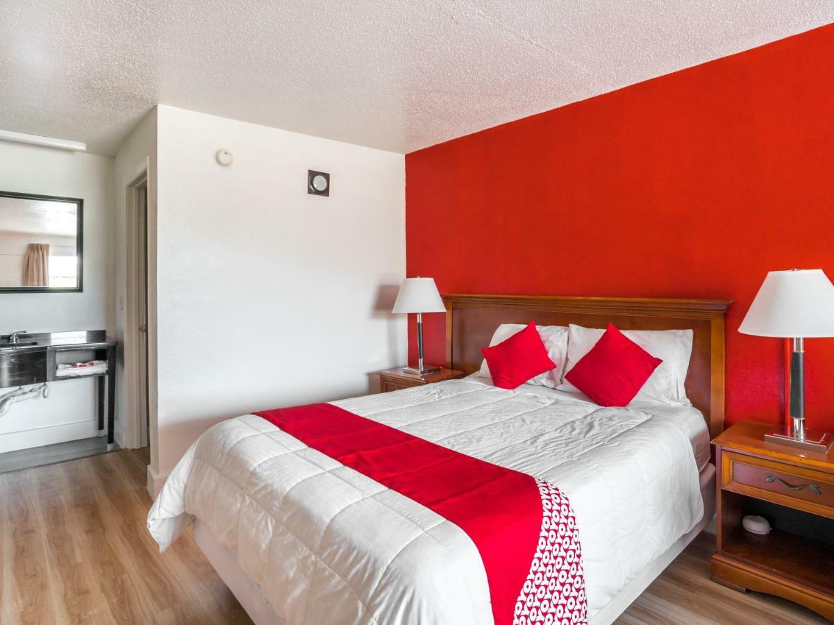 Oyo Hotel Columbia Sc West West Columbia Ngoại thất bức ảnh